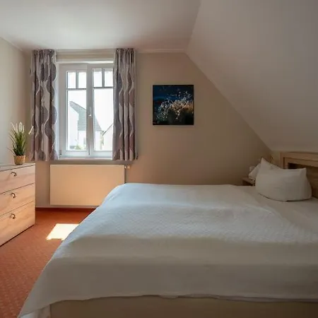 Holiday home Seepferdchen, 13c, Haus Hiddensee 13c Ostseebad Nienhagen